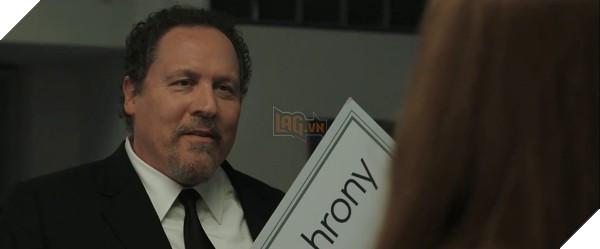 Nghẹt thở với Người Đá  Lửa và Nước tấn công Người Nhện cùng Mysterio trong trailer Spider-man: Far From Home