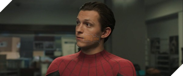 Nghẹt thở với Người Đá  Lửa và Nước tấn công Người Nhện cùng Mysterio trong trailer Spider-man: Far From Home