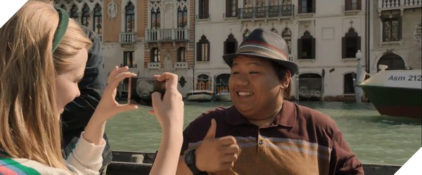 Nghẹt thở với Người Đá  Lửa và Nước tấn công Người Nhện cùng Mysterio trong trailer Spider-man: Far From Home