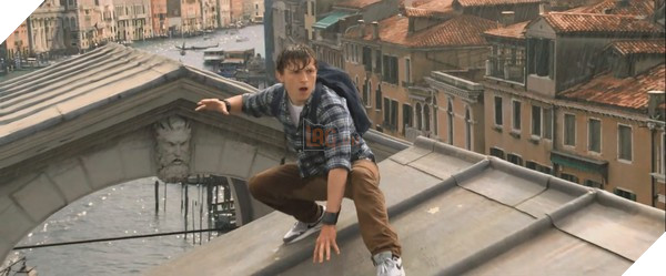 Nghẹt thở với Người Đá  Lửa và Nước tấn công Người Nhện cùng Mysterio trong trailer Spider-man: Far From Home