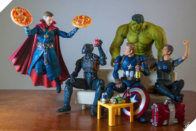 Siêu anh hùng thì cũng từng là người bình thường, vậy sẽ họ làm gì để giết thời gian khi rảnh rỗi? - Ảnh 26.