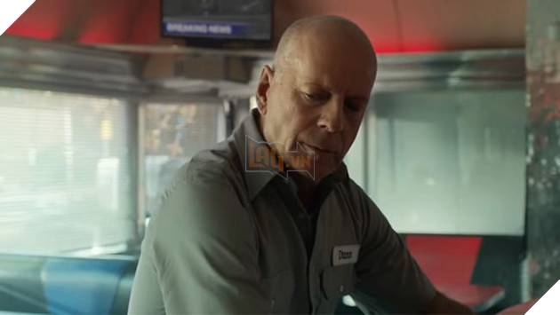 David-Dunn-xuat-hien-cuoi-phim-Split