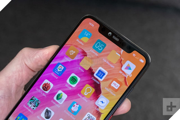 Xiaomi Mi 8 từng là một chiếc điện thoại đầu bảng của Xiaomi, nay đã có giá tốt hơn trước rất nhiều. Nguồn: Internet.