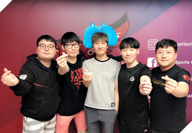 Liên Quân Mobile: AHQ Team bị đuổi khéo khỏi những giả đấu quốc tế dù từng giữ chức vô địch tại Đài Loan