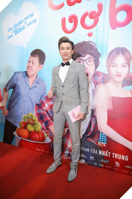 Trấn Thành, Hari Won cùng khách mời vui vẻ gặp vợ bầu Lan Ngọc 23