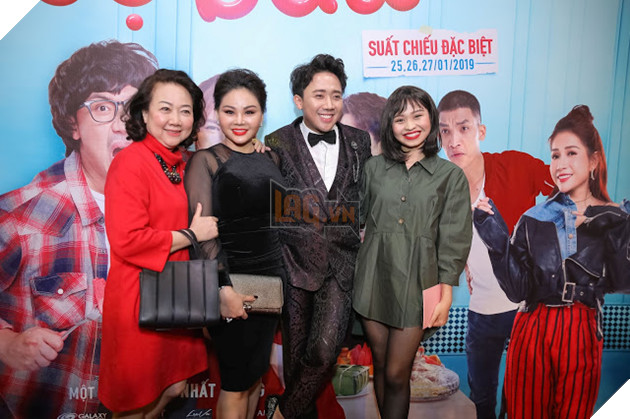 Trấn Thành, Hari Won cùng khách mời vui vẻ gặp vợ bầu Lan Ngọc 32