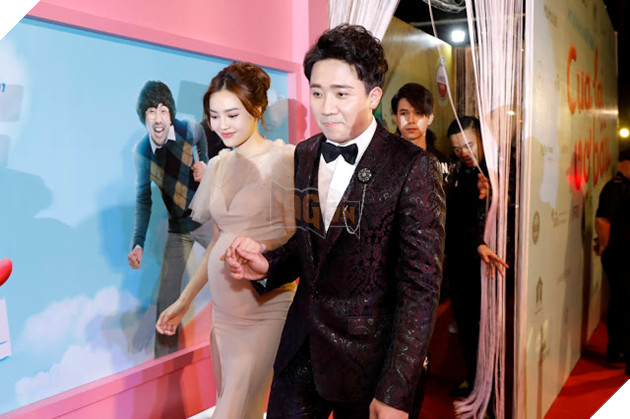 Trấn Thành, Hari Won cùng khách mời vui vẻ gặp vợ bầu Lan Ngọc 2