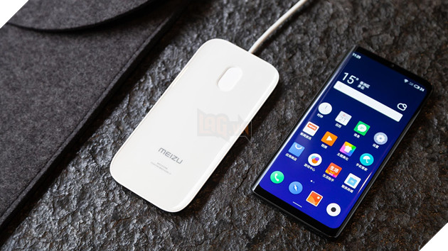 Meizu Zero sẽ đi kèm một bộ sạc nhanh không dây 18W công nghệ Super mCharge Wireless. Nguồn: Internet.