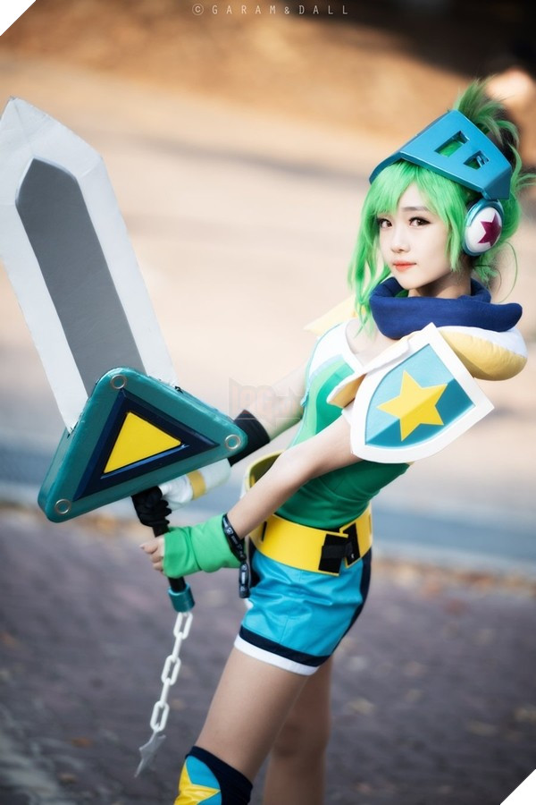 LMHT Chiêm ngưỡng bộ Cosplay Riven Giả Lập cực mạnh mẽ đến từ một người hâm mộ xứ Hàn 5