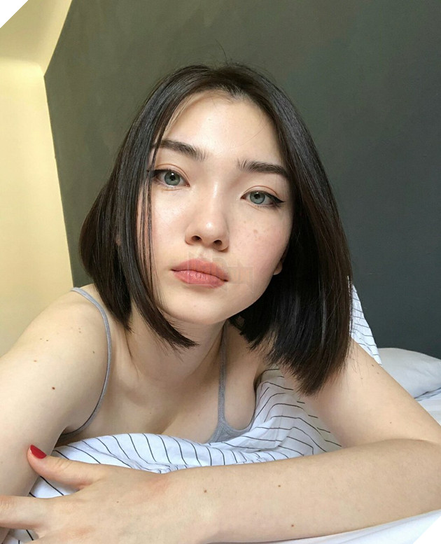 LMHT: Riot bi to dao nhai hinh anh cua co nang nguoi mau de thiet ke tao hinh Irelia trong MV Awaken 10 LMHT: Riot bị tố đạo nhái hình ảnh của cô nàng người mẫu để thiết kế tạo hình Irelia trong MV Awaken 10