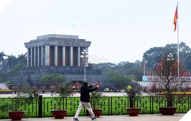 Ngay mong 1 Tet: Co 1 Ha Noi va Sai Gon binh yen den la 5 Hà Nội, Sài Gòn khác lạ Mùng một Tết