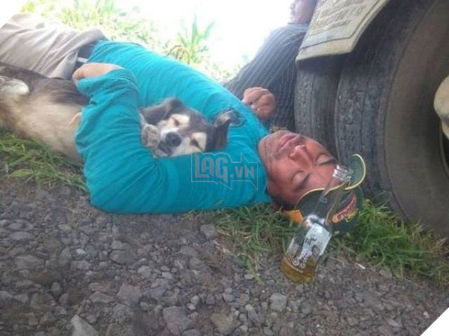 [Vui] Những pha say sấp mặt của hội thích nhậu nhẹt trong dịp cuối năm - Ảnh 12.