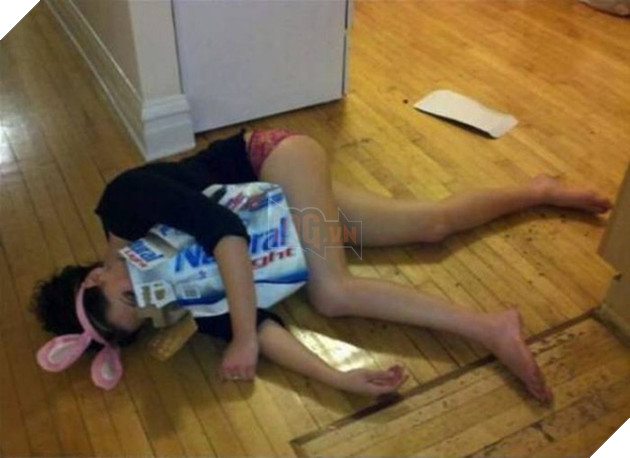 [Vui] Những pha say sấp mặt của hội thích nhậu nhẹt trong dịp cuối năm - Ảnh 13.