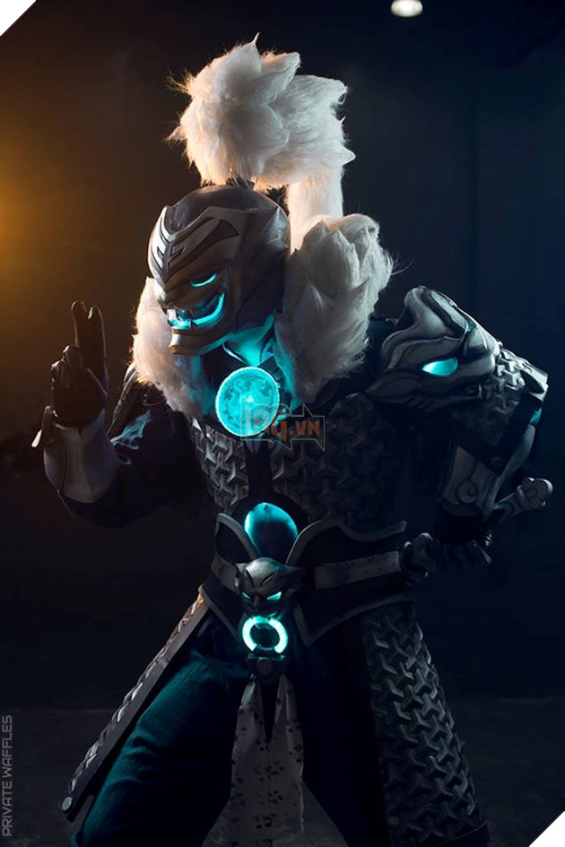 Overwatch: Ngắm nhìn cosplay Genji Baihu tỉ lệ 1:1 cứ như từ game ra 3