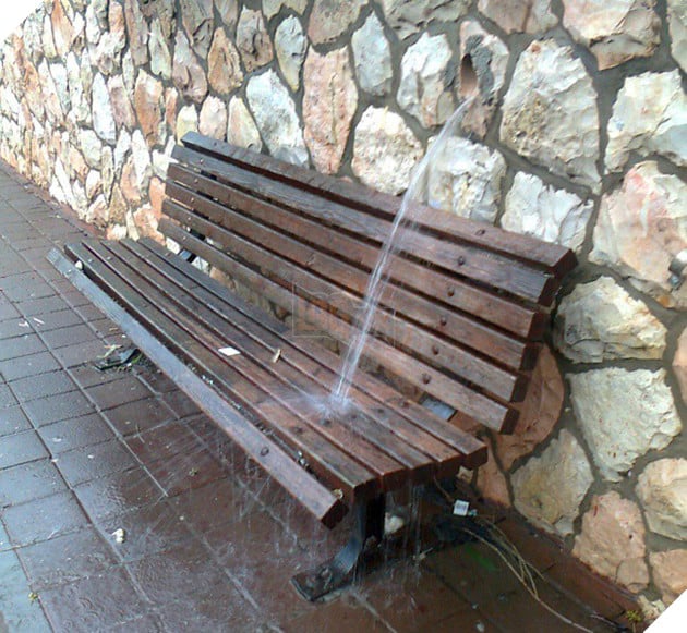 [Vui] Những thiết kế chẳng ra hồn khiến ai xem cũng cảm thấy khó hiểu - Ảnh 3.