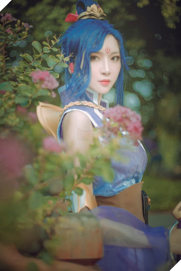 LMHT: Ngắm nhìn bộ cosplay Fiora Phi Kiếm siêu đẹp đến không thể rời mắt được 7