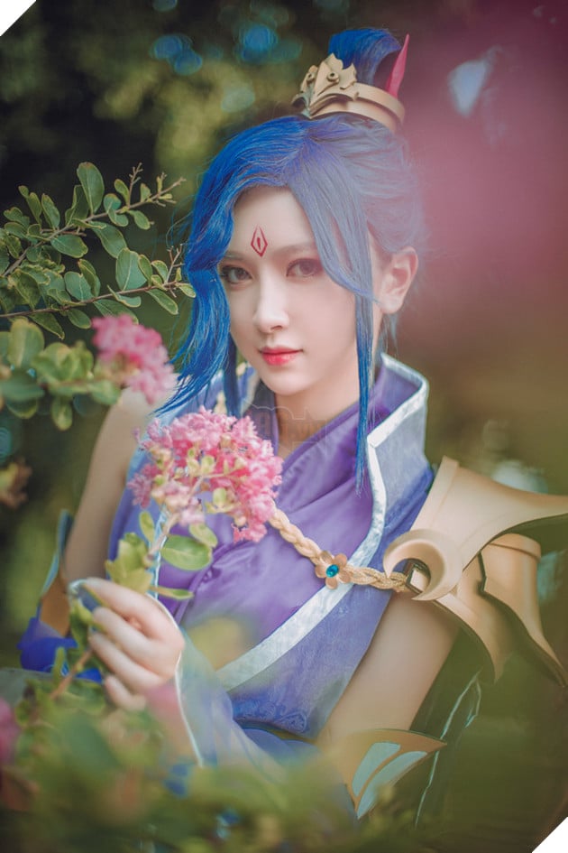 LMHT: Ngắm nhìn bộ cosplay Fiora Phi Kiếm siêu đẹp đến không thể rời mắt được 9
