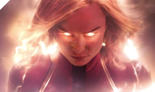 Anh em nhà Russo lo sợ Captain Marvel quá mạnh có thể khiến những siêu anh hùng khác bị lu mờ