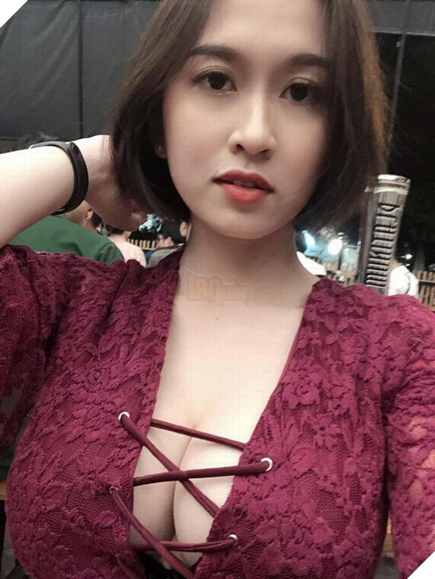 Ngo ngang vi nu game thu Kiem The Mobile xinh chang kem cac hotgirl 2 Ngỡ ngàng vì nữ game thủ Kiếm Thế Mobile xinh chẳng kém các hotgirl 2