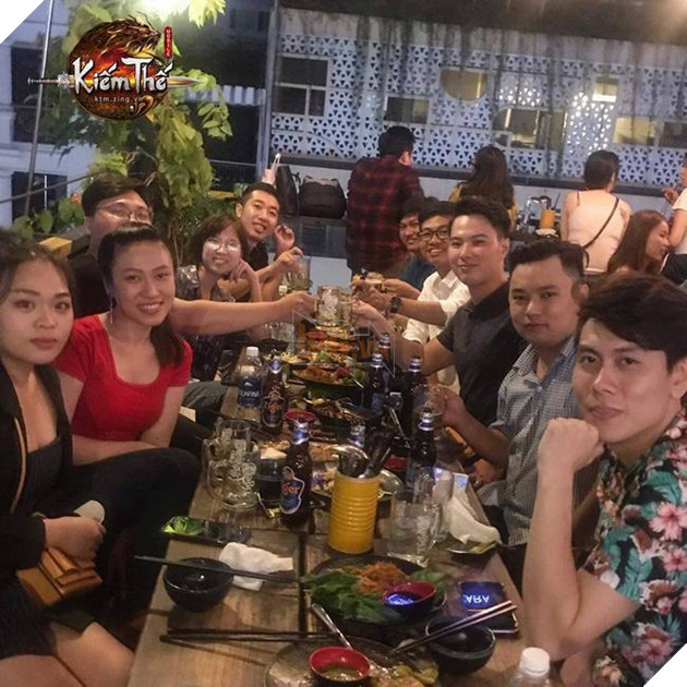 Ngo ngang vi nu game thu Kiem The Mobile xinh chang kem cac hotgirl 4 Ngỡ ngàng vì nữ game thủ Kiếm Thế Mobile xinh chẳng kém các hotgirl 4