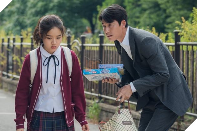 Ve than nhi Deok-Choon tro lai man anh voi Chung nhan Hoan hao 5 Vệ thần nhí Deok-Choon trở lại màn ảnh với Chứng nhân Hoàn hảo 5