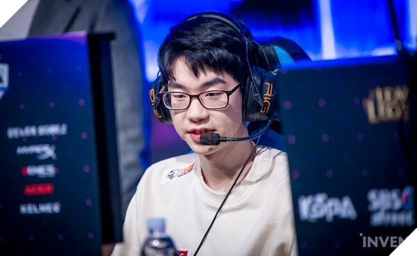 KT Rolster cung UmTi len tieng xin loi ve nhung lum xum lien quan den viec su dung tu ngu mang tinh miet thi tren stream KT Rolster cùng UmTi lên tiếng xin lỗi về những lùm xùm liên quan đến việc sử dụng từ ngữ mang tính miệt thị trên stream