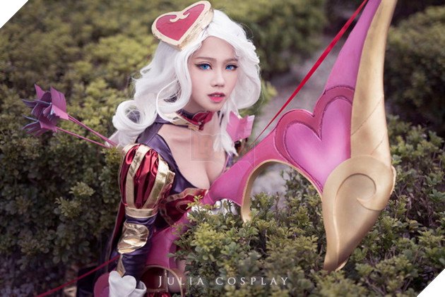 LMHT: Cùng đón một mùa Valentine cùng bộ cosplay Ashe Mũi Tên Tình Ái đẹp hút hồn