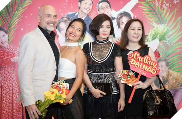Dai nao Vu quy cung Ngoc Trinh, Dieu Nhi va Hoi ban than 24 Đại náo Vu quy cùng Ngọc Trinh, Diệu Nhi và Hội bạn thân 24
