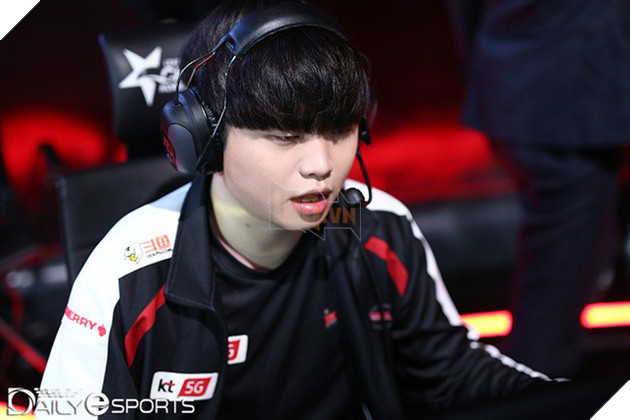 Phản ứng của cộng đồng LMHT Hàn sau chiến thắng của SKT T1 trước KT Rolster 2