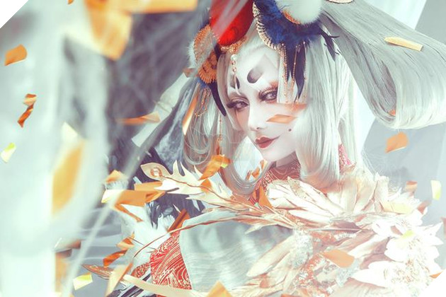 Âm Dương Sư: Chiêm ngưỡng Cosplay Mẹ Cò trong bộ Kim Loan Hạc Vũ thần thái đáng sợ 8