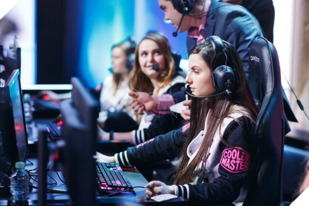 LMHT: 5 co gai cua Vaevictis Esports chi la con co trong ke hoach chong lai Riot Games 4 LMHT: 5 cô gái của Vaevictis Esports chỉ là con cờ trong kế hoạch chống lại Riot Games 4