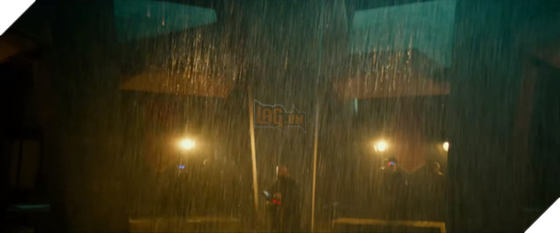 Top 15 chi tiet thu vi trong Hellboy 2019 ma chi co fan cua Quy Do moi co the thay duoc Top 15 chi tiết thú vị trong Hellboy 2019 mà chỉ có fan của Quỷ Đỏ mới có thể thấy được 1