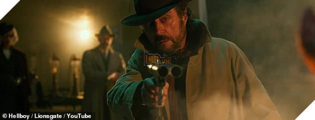 Top 15 chi tiet thu vi trong Hellboy 2019 ma chi co fan cua Quy Do moi co the thay duoc 3 Top 15 chi tiết thú vị trong Hellboy 2019 mà chỉ có fan của Quỷ Đỏ mới có thể thấy được 3