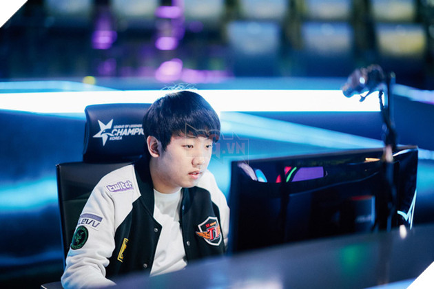 LMHT SKT Teddy đánh giá cực cao bộ đôi đi Đường dưới của Griffin 4