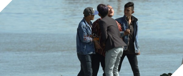 “Chi Muoi Ba” tung trailer, dung truoc nhieu co hoi va thach thuc 4 “Chị Mười Ba” tung trailer, đứng trước nhiều cơ hội và thách thức 4