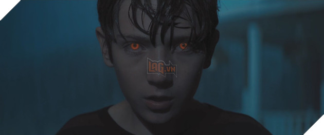  Brightburn : Phim siêu anh hùng kinh dị tung trailer rùng rợn 6
