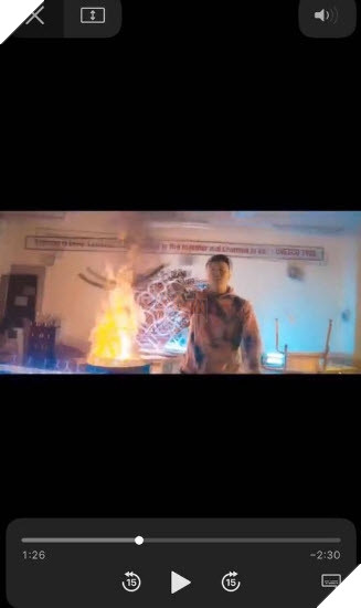 Vừa đốt sách vở ở trường chuyên Amsterdam để quay MV, Richchoi còn lên tiếng thách thức cộng đồng