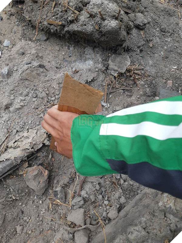 Dân mạng tranh cãi về hành động của chàng Grab.