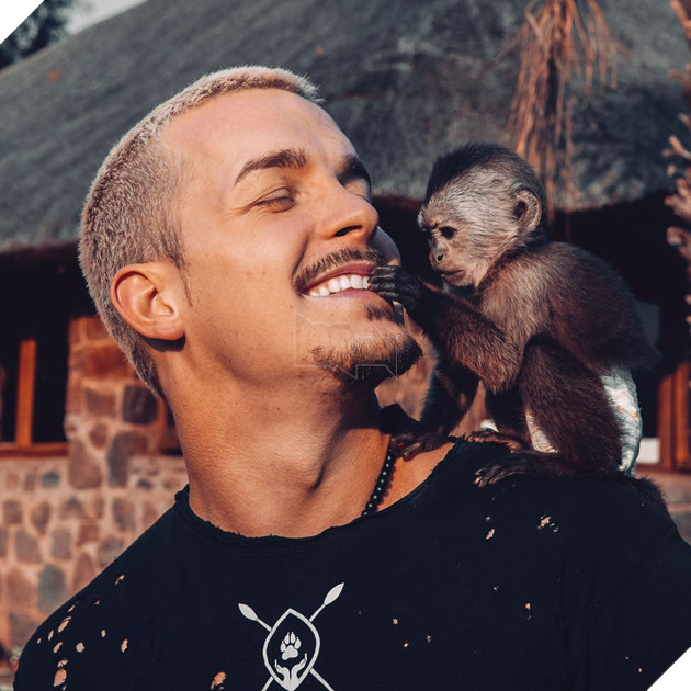 Anh chàng điển trai từ bỏ cuộc sống tiện nghi ở Thuỵ Sỹ, chuyển hẳn sang Châu Phi để giải cứu động vật hoang dã - Ảnh 5.