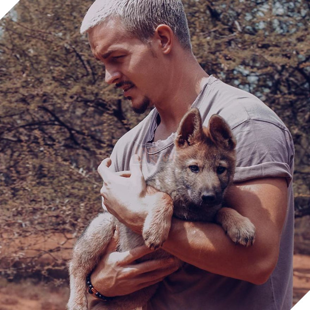 Anh chàng điển trai từ bỏ cuộc sống tiện nghi ở Thuỵ Sỹ, chuyển hẳn sang Châu Phi để giải cứu động vật hoang dã - Ảnh 12.