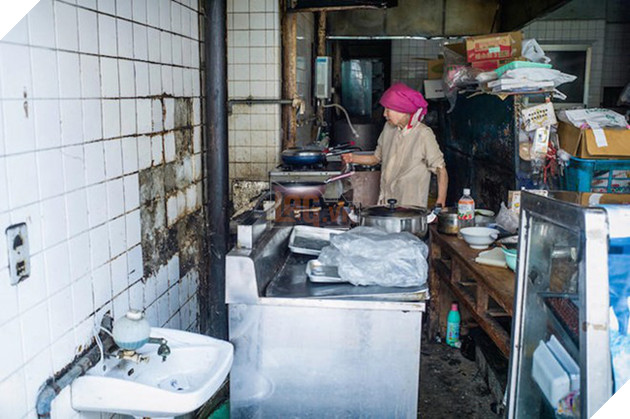 Vì sao ‘chó mèo Nhật nhiều hơn cả trẻ con’ và người già 80 tuổi vẫn phải làm việc? 8