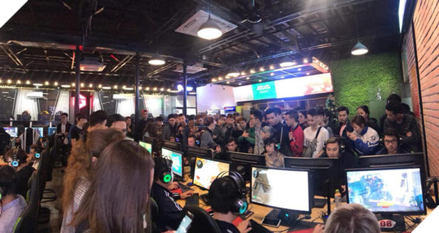 Nam Blue thể hiện kỹ năng sấy Mk48 x8 không giật nhưng vẫn bị game thủ chỉ trích 2