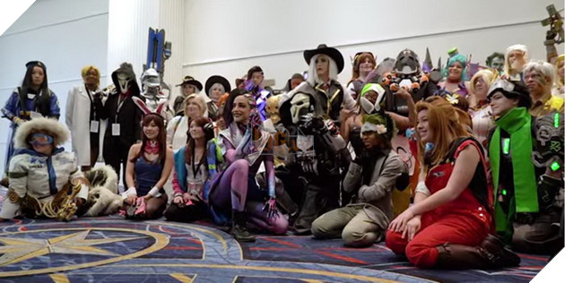 Overwatch: Sombra bước ra đời thật khi VA của Sombra tự cosplay thành bản thân 3