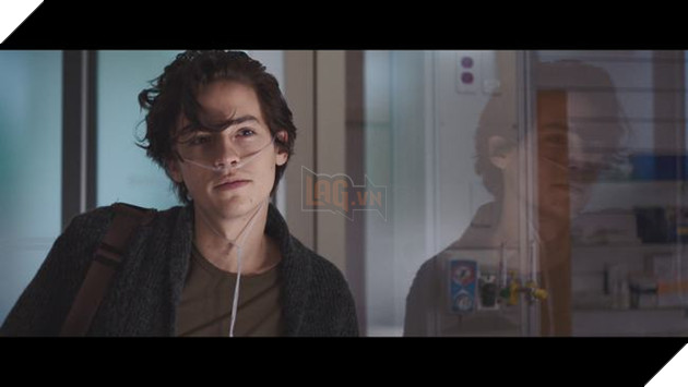 Cole Sprouse vào vai bệnh nhân nhưng đẹp trai đốn tim người hâm mộ 5