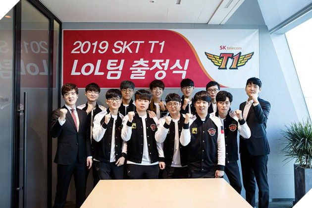 LMHT: SKT T1 lần đầu tiên vươn lên vị trí top 1 thế giới trong năm 2019