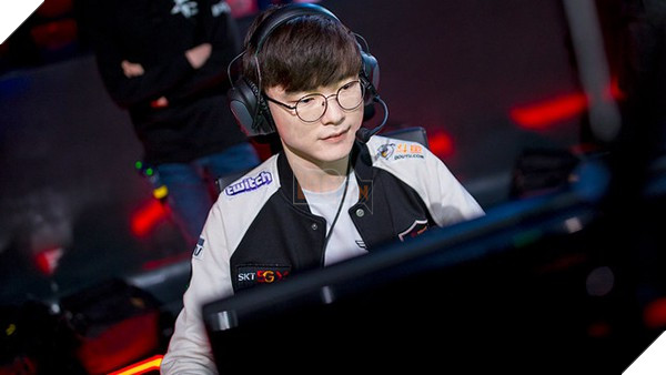 LMHT: Dù không bao giờ dùng skin nhưng Faker lại rất thích skin Corki Siêu Vòng Ba