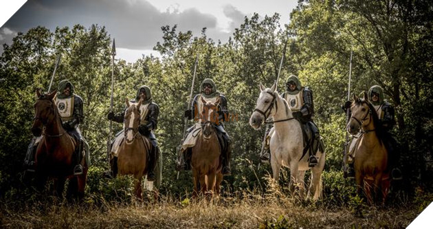 Bảy lý do khiến Hellboy 2019 trở nên điên rồ một cách hoành tráng 8