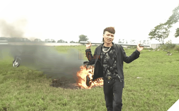 Khá Bảnh - người vừa bị công an bắt vào hôm 01/04 là ai? 3