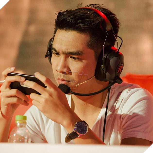 PewPew chính thức bỏ nghề Streamer, quay về làm việc 8 tiếng 1 ngày 2