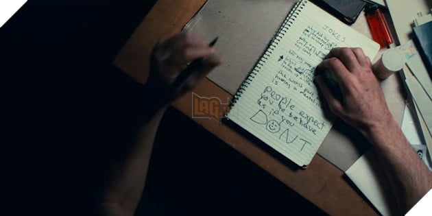 Joker tung trailer mới, hé lộ những bí ẩn dành cho fan DC Phần 1  2